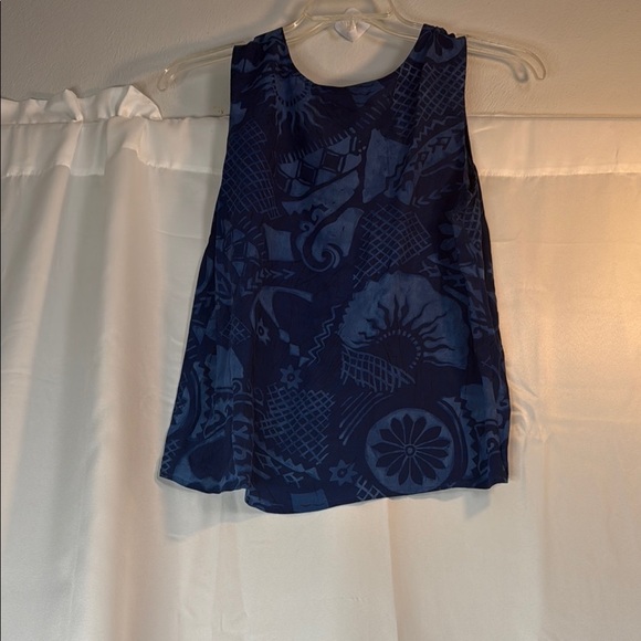 Jonathan Martin Navy Blue Patterned Sleeveless Top - Picture 4 of 6